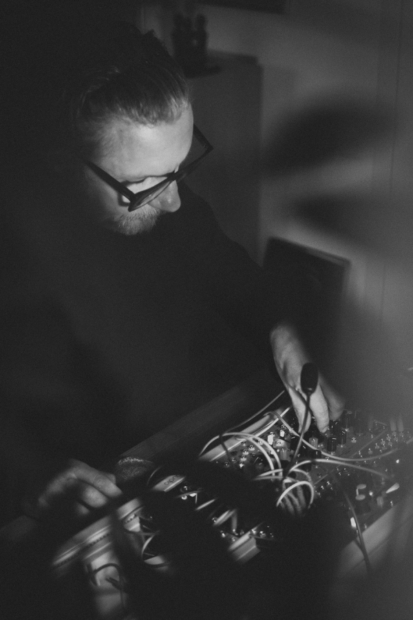 Rafał Kołacki |Concert inspired by the sound installation SUMUD
